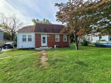 Main picture of 1069 Ivaloo St