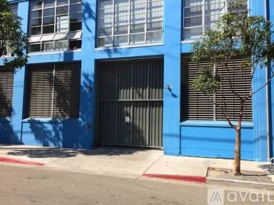 Main picture of 1200 65th St
