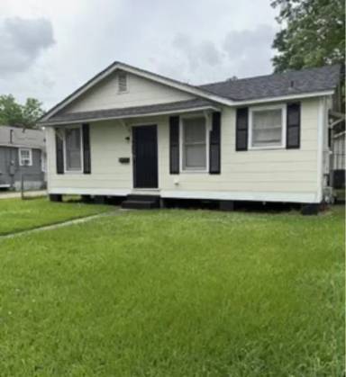 Main picture of 4242 Gurney St