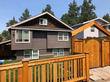 Main picture of 137 NW St Helens Pl