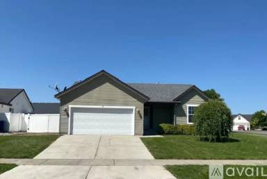 Main picture of 6645 N Harlans Hawk Ln