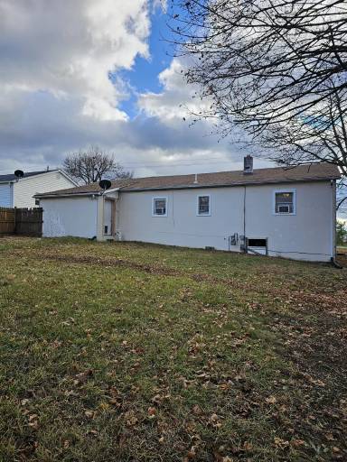 Main picture of 221 Valley Mill Rd