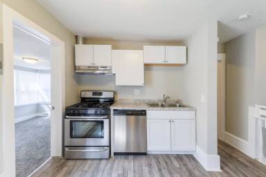 Main picture of 3022 DuPont Ave S