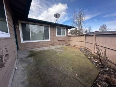 Main picture of 3312 NE Lancaster St