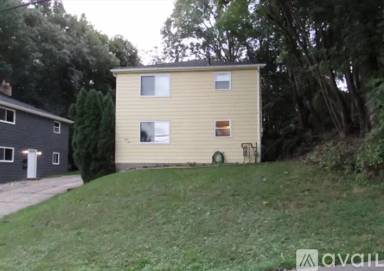 Main picture of 400 1/2 E Lake Ave