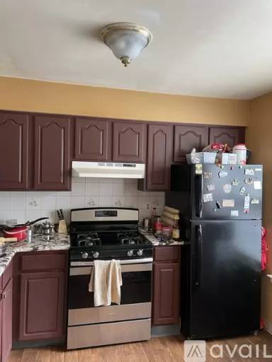 Main picture of 1202 Woodbridge Commons Way