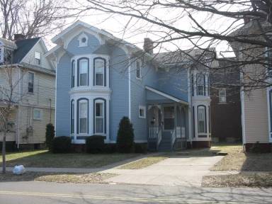 Main picture of 457 W 5th St