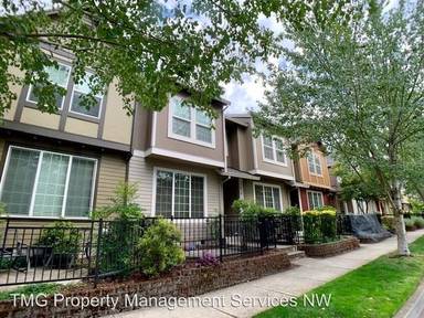 Main picture of 1020 SE Alika Ave