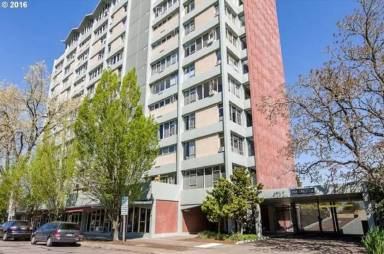 Main picture of Willamette Towers