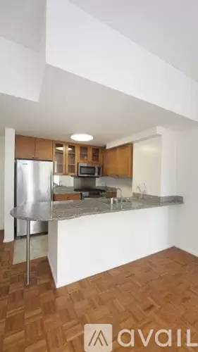 Main picture of 336 Broadway