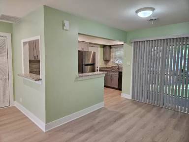 Main picture of 217 Washington Sq