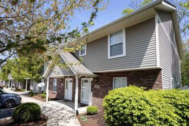 Main picture of 2415 S Woolery Mill Dr