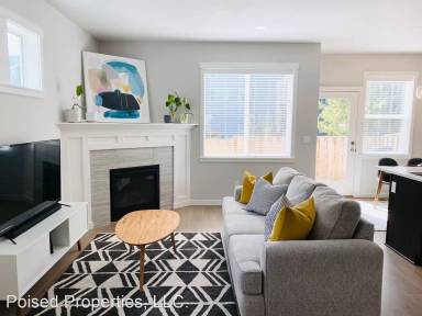 Main picture of 17836 SW Kringle Ln