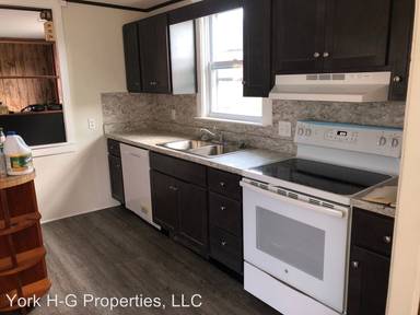 Main picture of 6626 South Rd