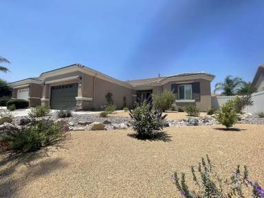 Main picture of 5588 Paseo Famosa