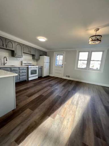 Main picture of 8038 Stratman Rd