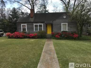 Main picture of 23 Dexter Ave
