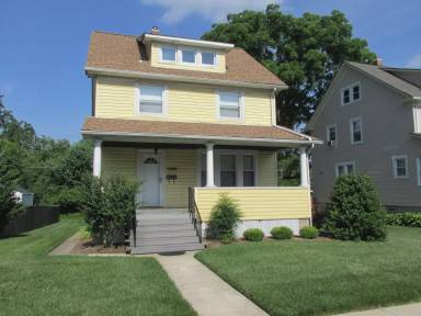 Main picture of 5635 Oregon Ave