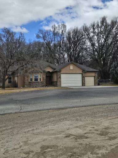 Main picture of 660 1725 Rd