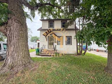 Main picture of 520 N Henry St