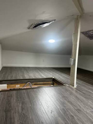Main picture of 3050 Evelyn Ave