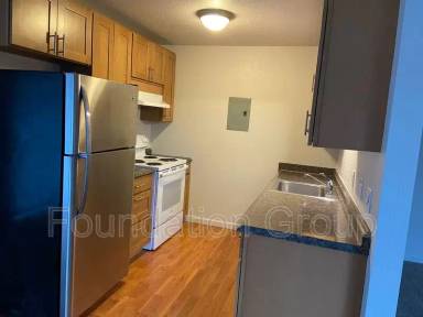 Main picture of 10521 Midvale Ave N