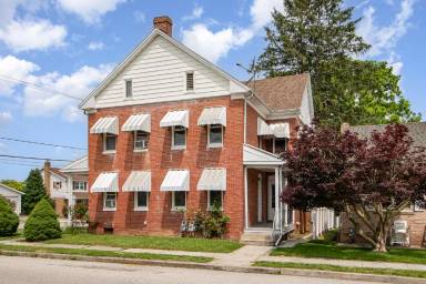 Main picture of 303 Ridge Ave