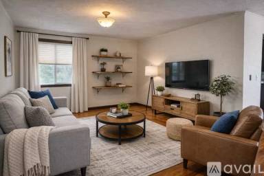 Main picture of 7015 N Greeley Ave