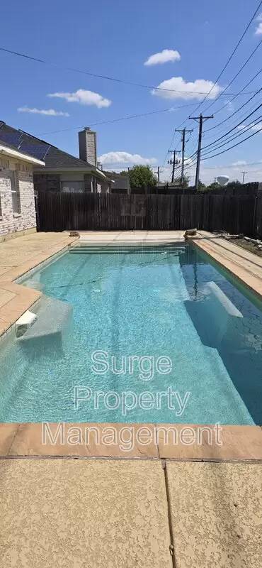 Main picture of 900 Shoal Creek Dr