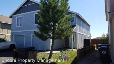 Main picture of 1233 SW 27th St