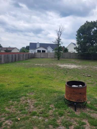 Main picture of 105 Linden Rd