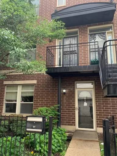 Main picture of 3211 W. Lexington - 3211