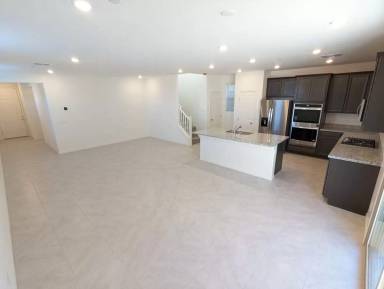 Main picture of 1539 Pacific Baza St