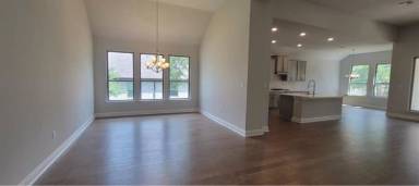 Main picture of 148 Kellogg Ln