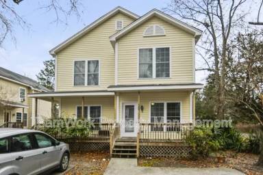 Main picture of 107 Alston St