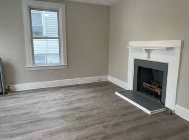 Main picture of 16 Bradley St