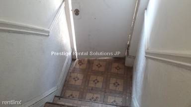 Main picture of 1379 Commonwealth Ave Apartments