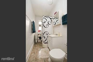 Main picture of 727 W Briar Pl