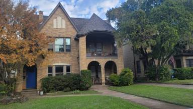 Main picture of 6209 Richmond Ave