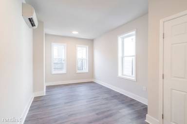 Main picture of 2208 N Cleveland St