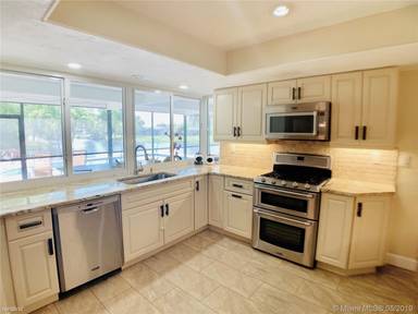 Main picture of 2160 NW 94th Way