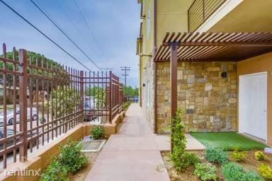 Main picture of 2266 W Dunlop St