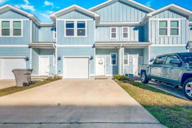 Main picture of 9530 Nature Creek Cir