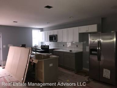 Main picture of 6727 N 16th St