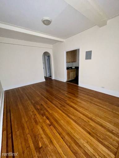 Main picture of 166 2nd Ave Apartments