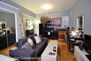 Main picture of 25 Cornelia St