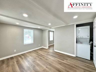 Main picture of 315 E 21st Ave