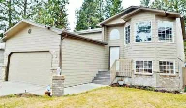 Main picture of 4017 E 33rd Ave