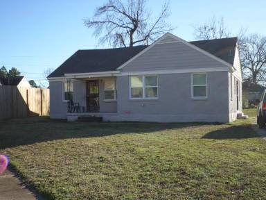 Main picture of 86 Eastview Cv