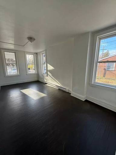 Main picture of 351 Smyser St